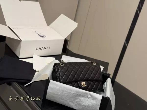 샤넬 캐비어 퀼팅 플랩 숄더백