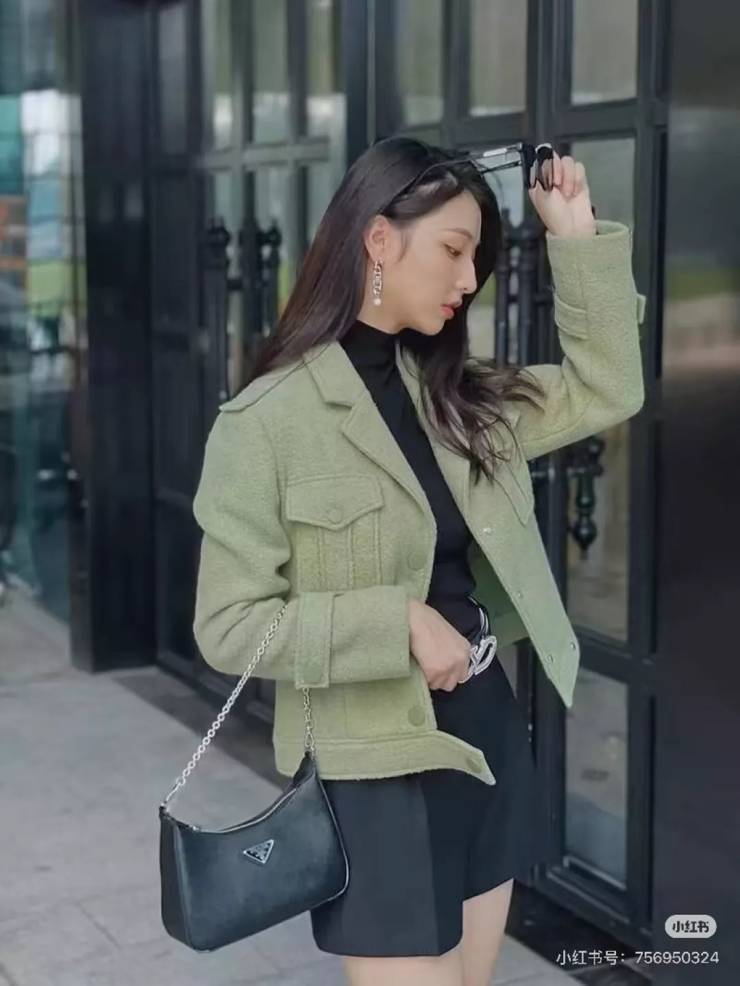 프라다 삼합 구성 나일론 호보백 상세 이미지 23