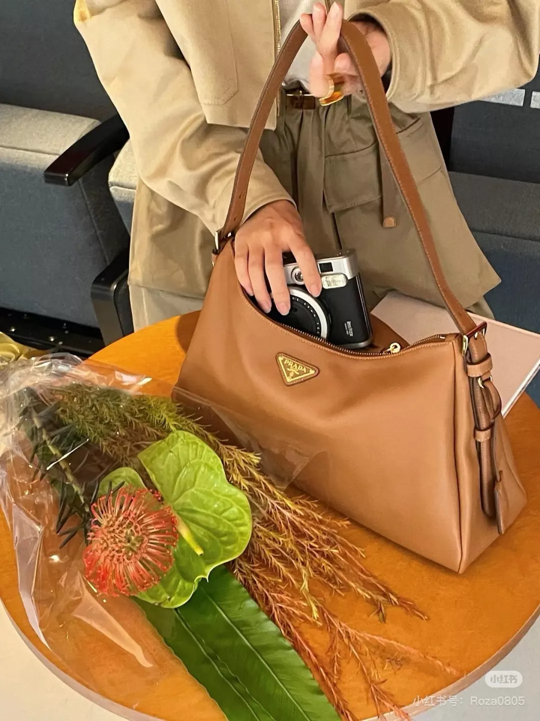 프라다 빈티지 호보 쉐입 호보백 상세 이미지 30