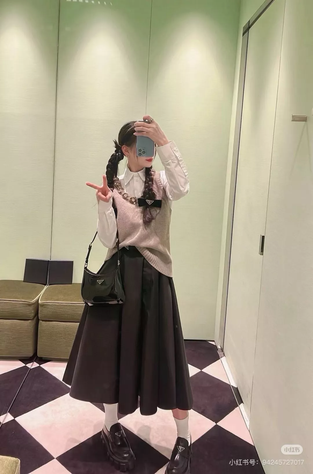 프라다 클레오 블랙 미니 호보백 상세 이미지 15