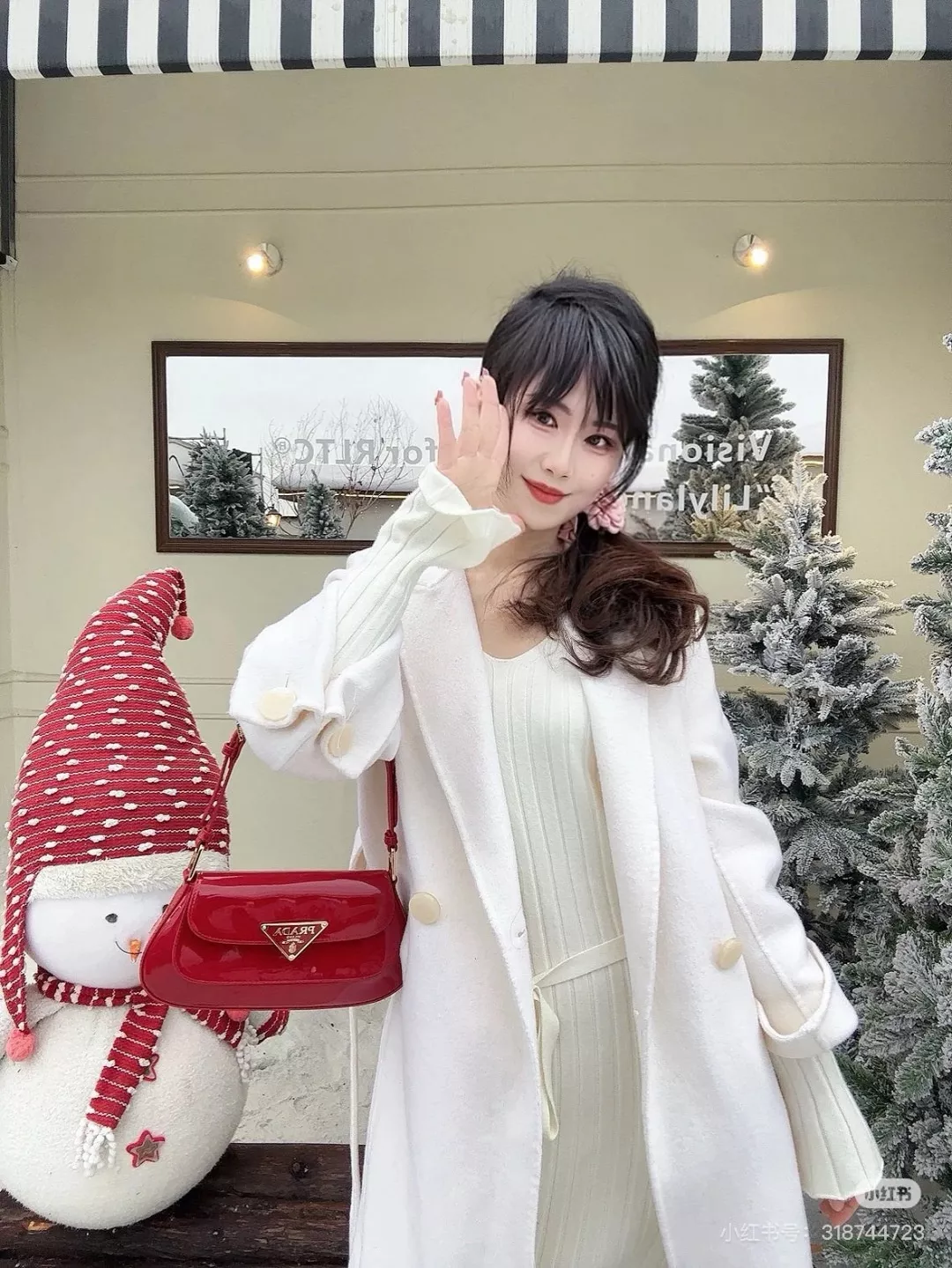 프라다 페이턴트 레더 플랩 숄더백 상세 이미지 21