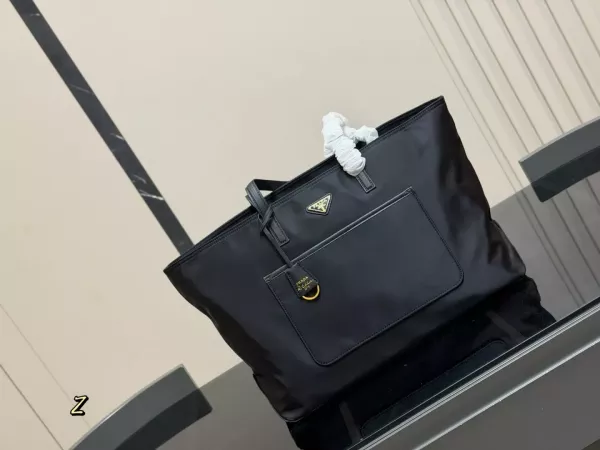 프라다 호보 스타일 빈티지 쇼퍼백
