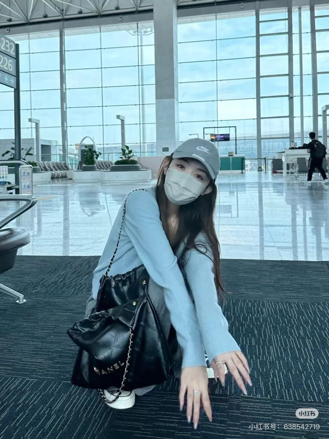 샤넬 소프트 램스킨 드로스트링 숄더백 상세 이미지 29