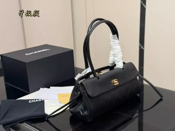 샤넬 빈티지 접이식 박스 바게트백