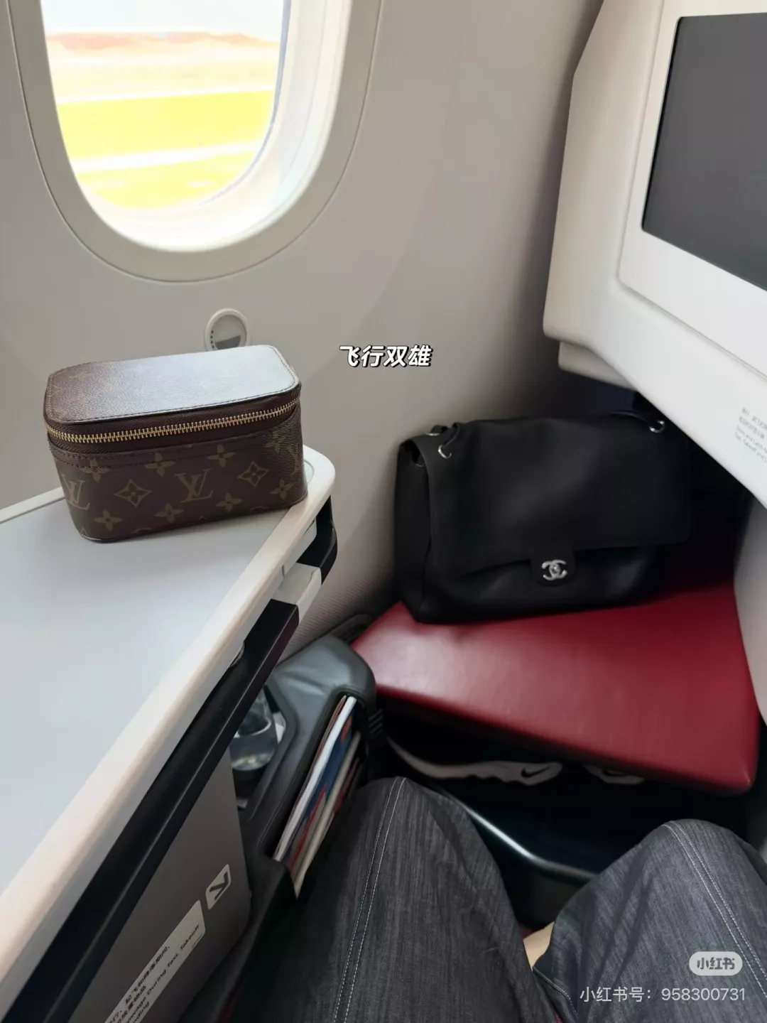 샤넬 맥시 공항 스타일 숄더백 상세 이미지 15