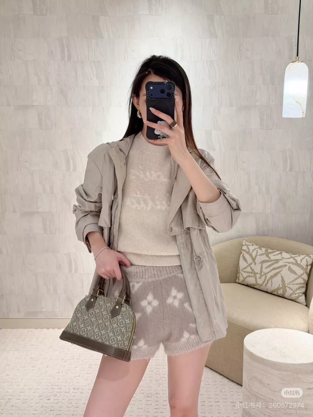 루이비통 쉘 디자인 투웨이 토트백 상세 이미지 10