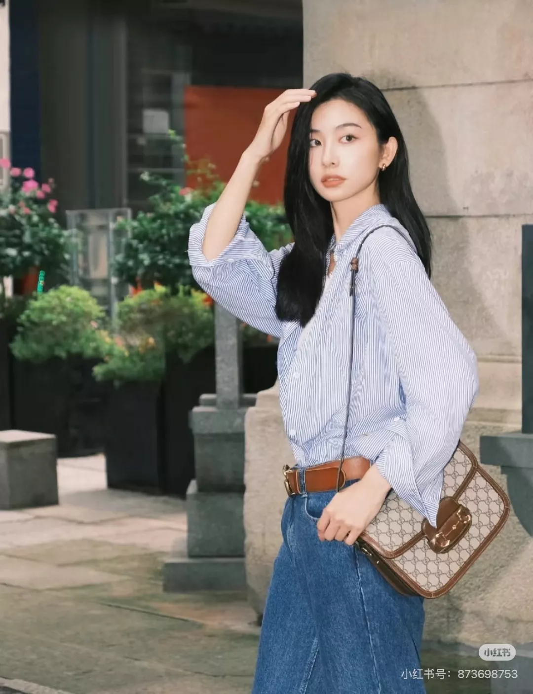 구찌 모노그램 마구장식 복고 숄더백 상세 이미지 11