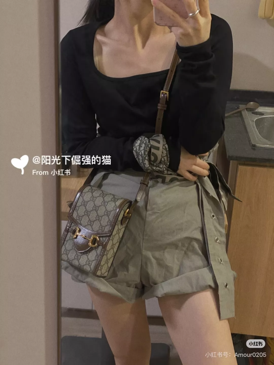 구찌 홀스빗 직사각 휴대폰백 상세 이미지 15