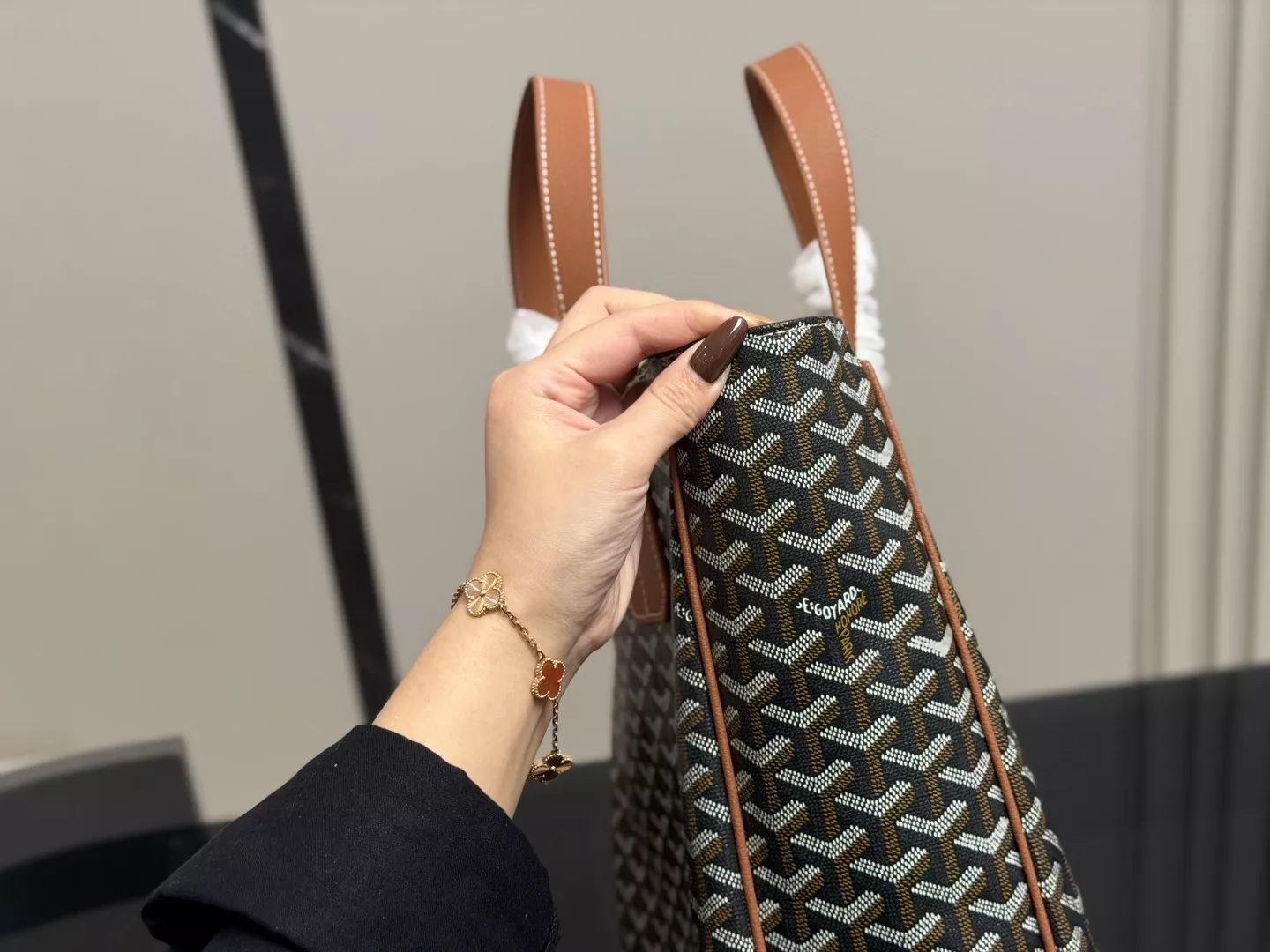 고야드 데일리 패턴 쇼퍼백 상세 이미지 6