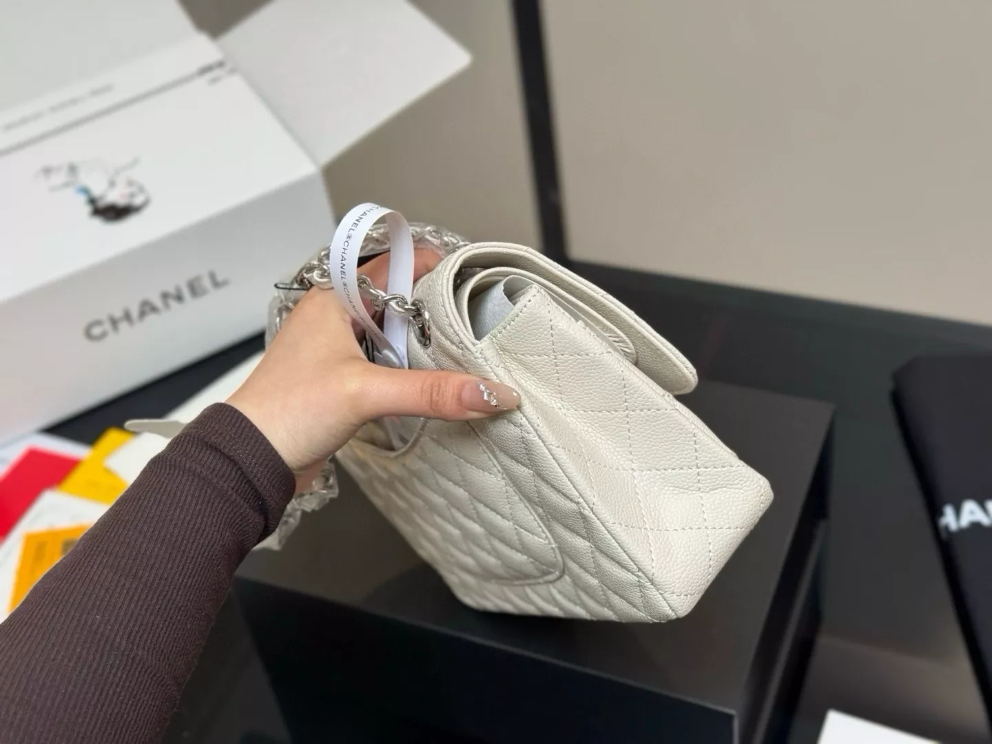 샤넬 캐비어 퀼팅 체인 숄더백 상세 이미지 6