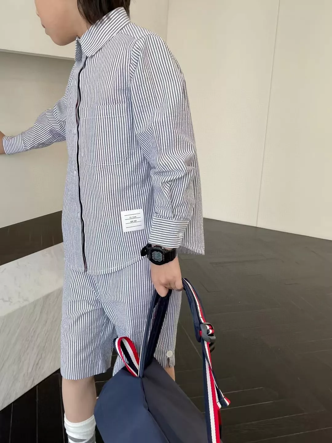 톰브라운 스트라이프 시어서커 아동용 긴소매 셔츠 상세 이미지 17
