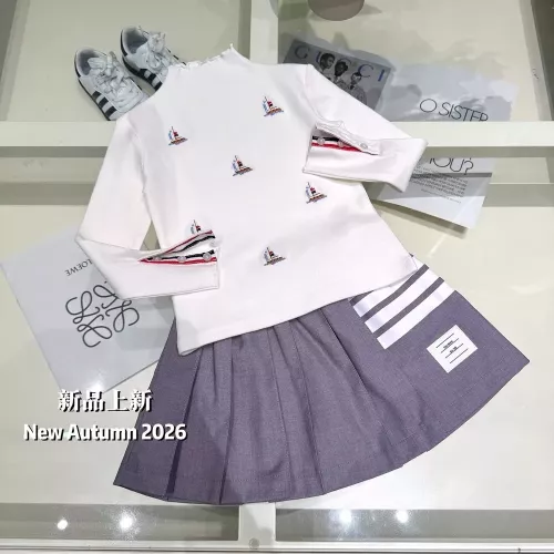 톰브라운 범선 무늬 상의와 플리츠 아동용 투피스