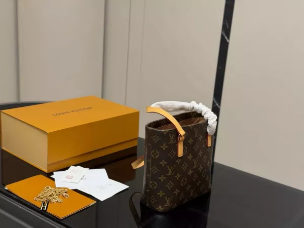 루이비통 모노그램 캔버스 휴대폰백