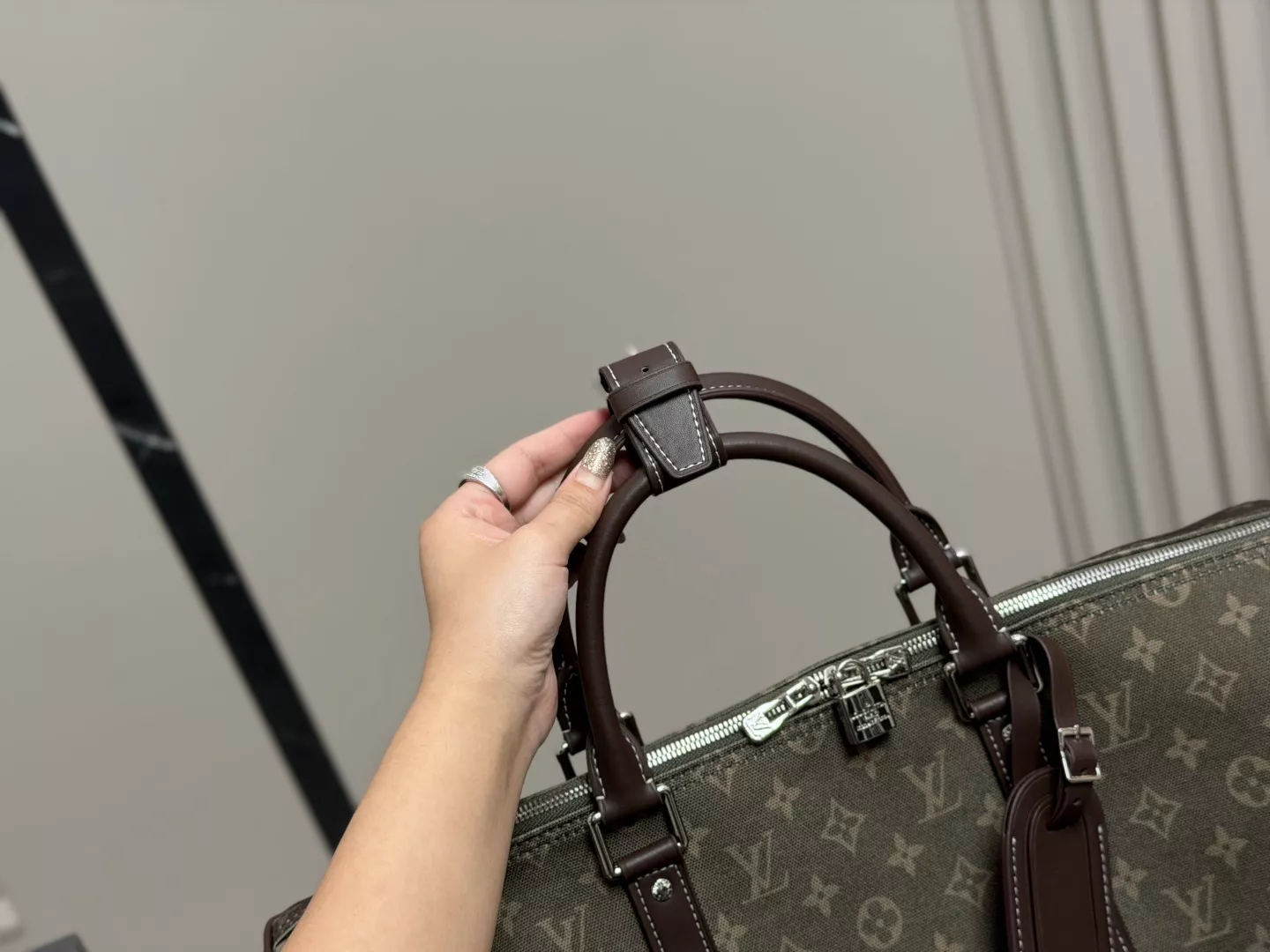 루이비통 모노그램 데님 더블 핸들 보스턴백 상세 이미지 3