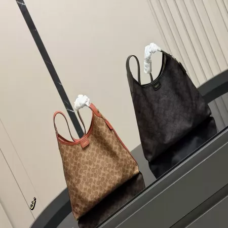 코치 모노그램 패턴 숄더 스트랩 호보백