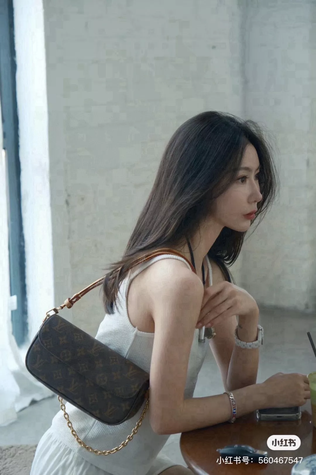 루이비통 모노그램 플랩 더블 체인 바게트백 상세 이미지 27