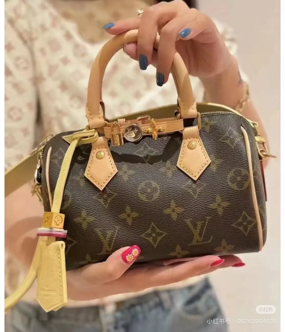 루이비통 모노그램 탈부착 스트랩 보스턴백 상세 이미지 35