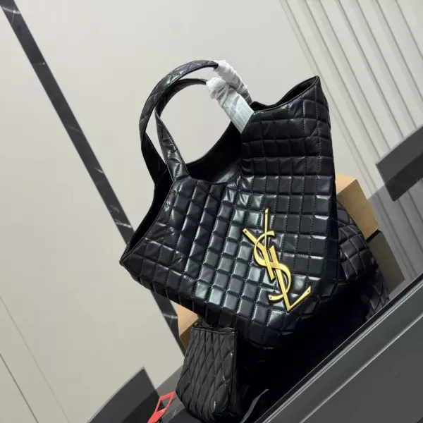 입생로랑 퀼팅 패턴 로고 장식 대용량 쇼퍼백