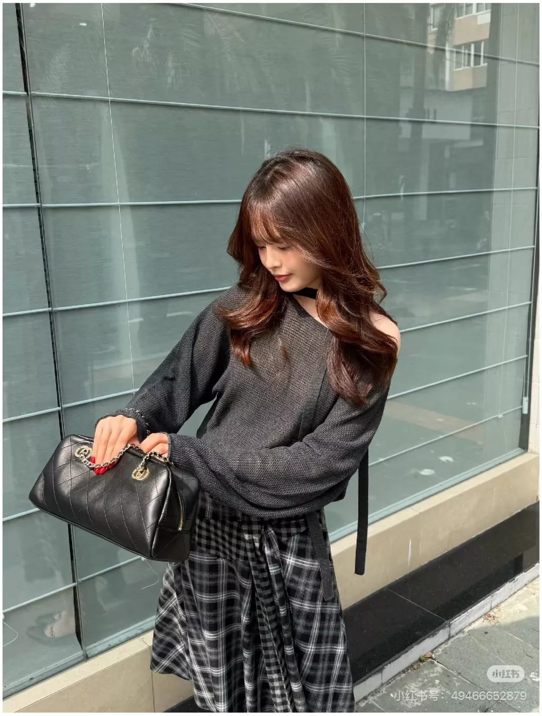 샤넬 더블 로고 스웨이드 체인 바게트백 상세 이미지 17
