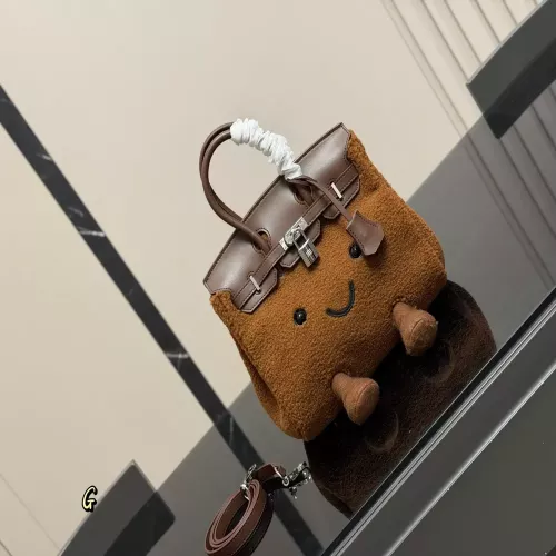 에르메스 곰 모티프 소가죽 핸들 토트백