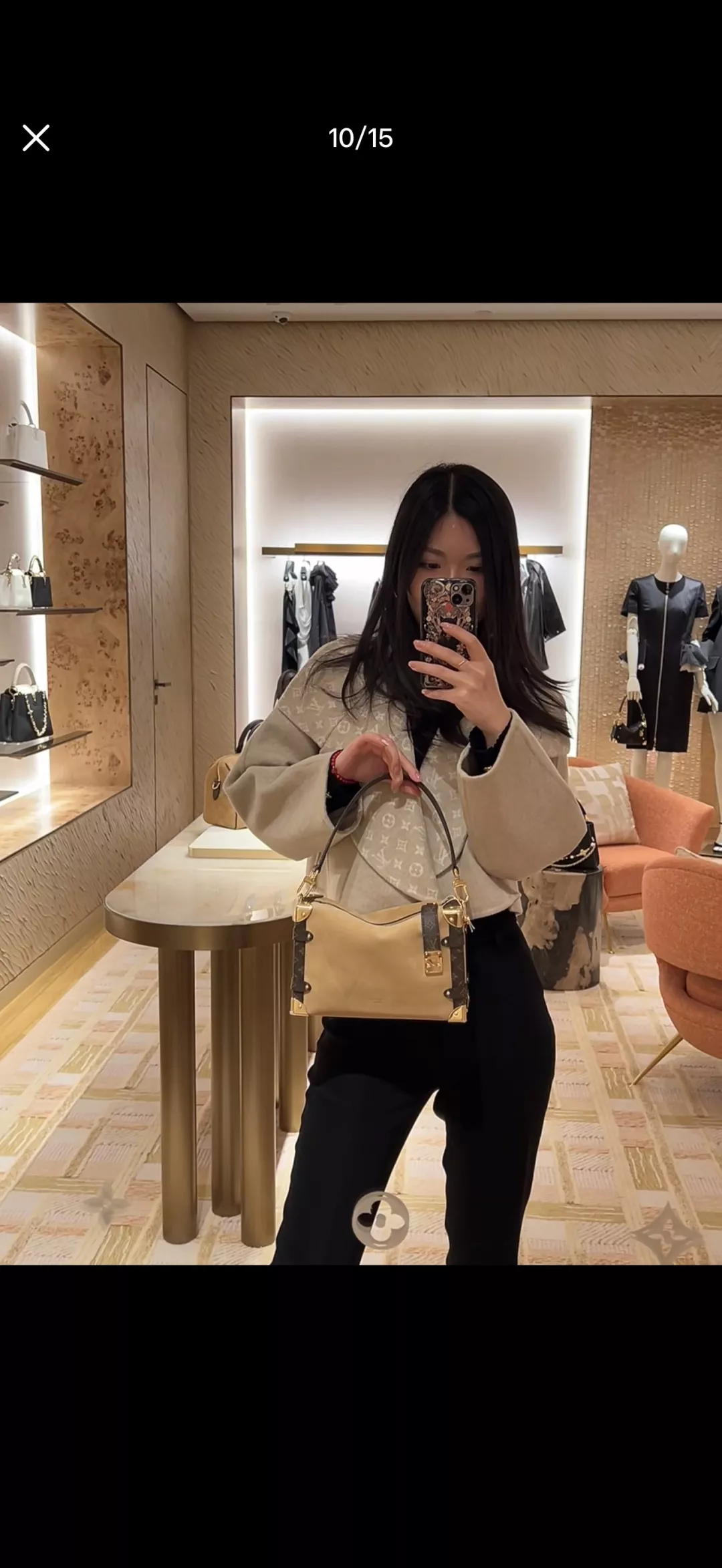 루이비통 모노그램 패턴 라운드 박스형 트렁크백 상세 이미지 21