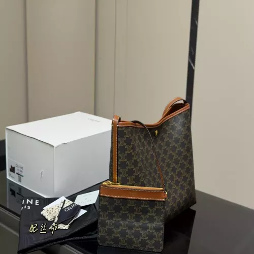 셀린느 모노그램 오픈형 파우치 포함 쇼퍼백