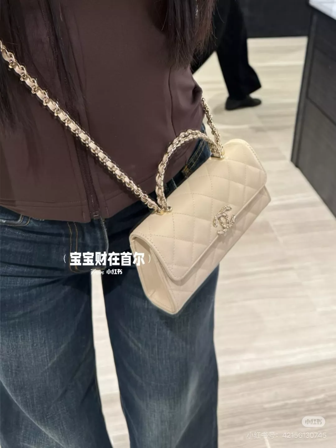 샤넬 퀼팅 소가죽 체인 핸들 보스턴백 상세 이미지 28