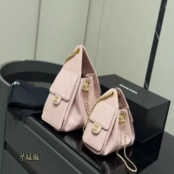 샤넬 캐비어 텍스처 체인 스트랩 호보백