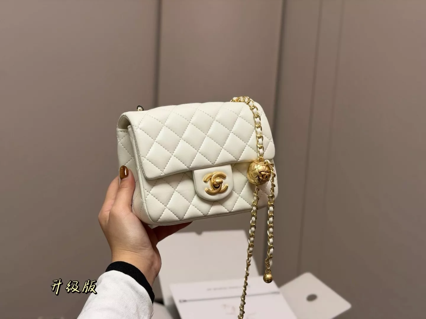 샤넬 퀼팅 골드 볼 길이 조절 체인 보스턴백 상세 이미지 19
