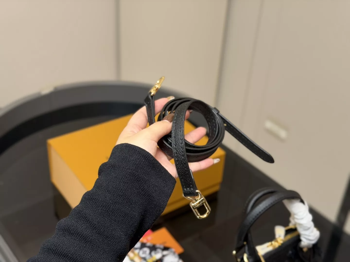 루이비통 모노그램 돔형 더블 핸들 토트백 상세 이미지 5