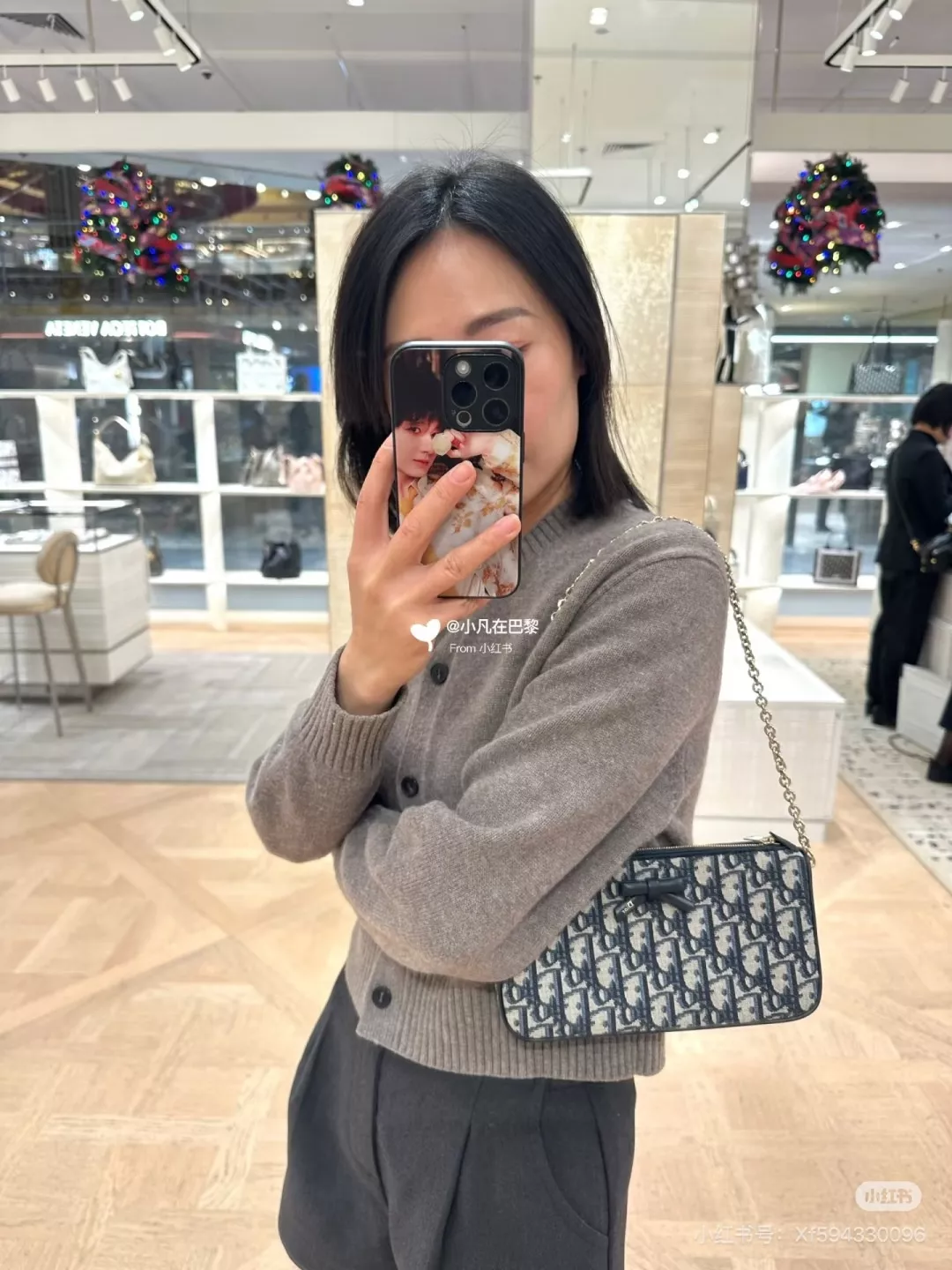 디올 리본 모노그램 체인 스트랩 숄더백 상세 이미지 15