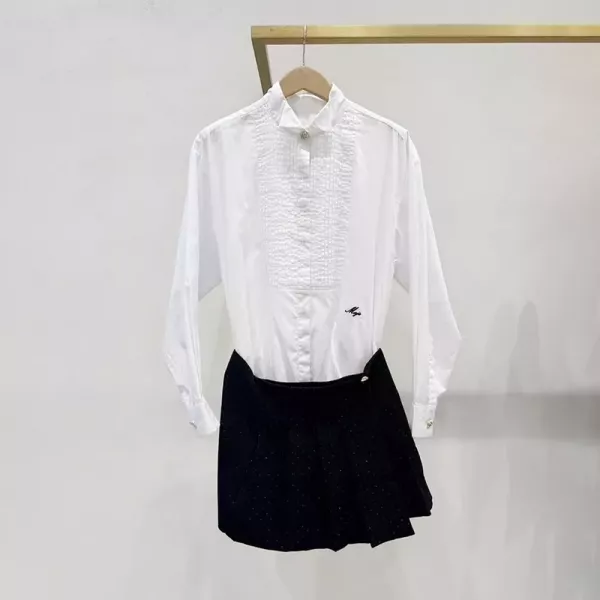 노브랜드 스탠드 칼라 플리츠 여성용 투피스