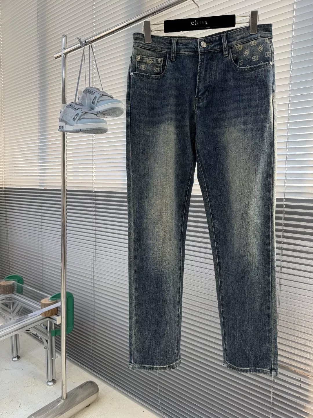 돌체앤가바나 빈티지 워싱 일자핏 남녀공용 데님 팬츠 상세 이미지 1