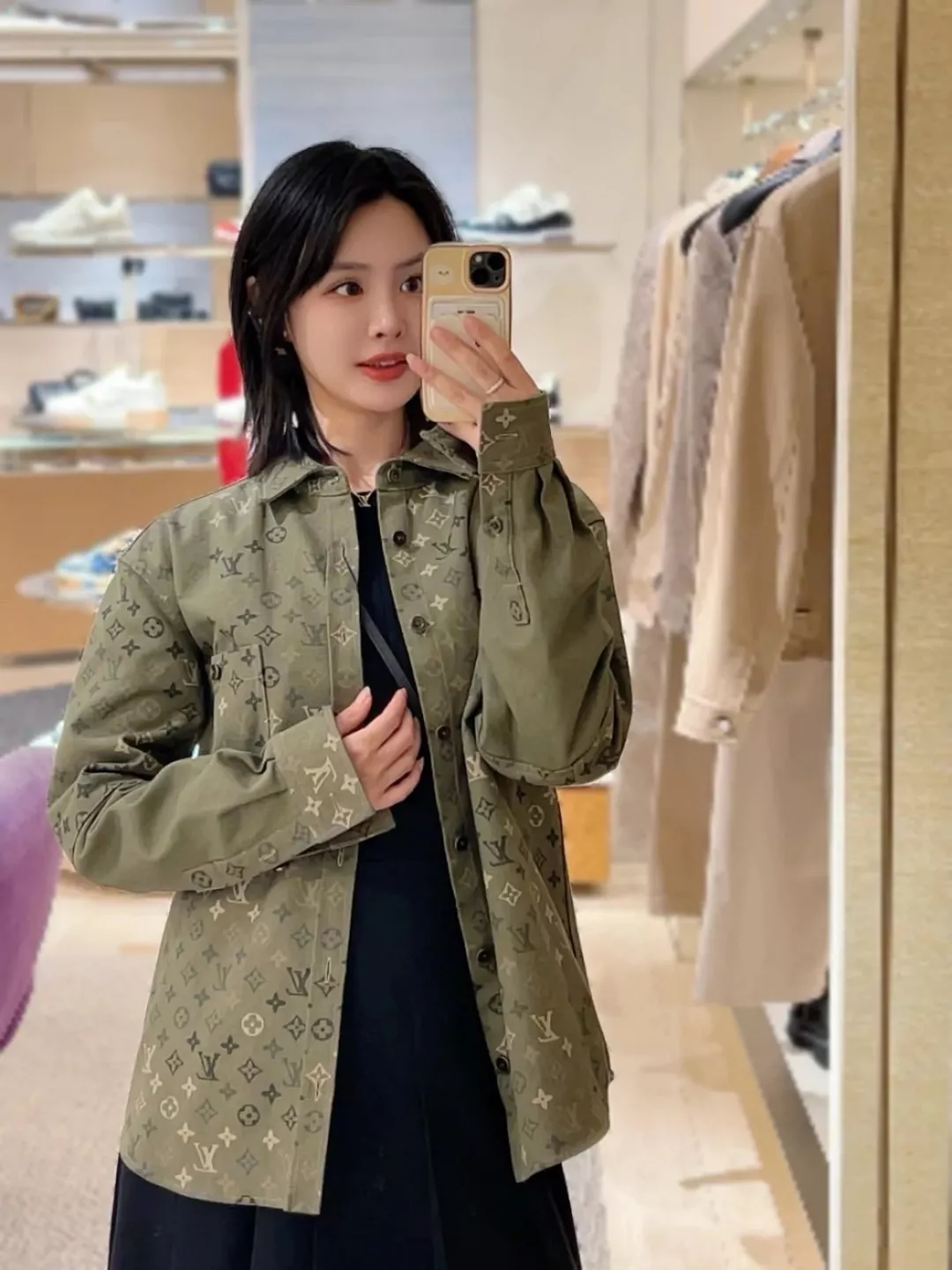 루이비통 모노그램 코튼 남녀공용 셔츠 재킷 상세 이미지 24