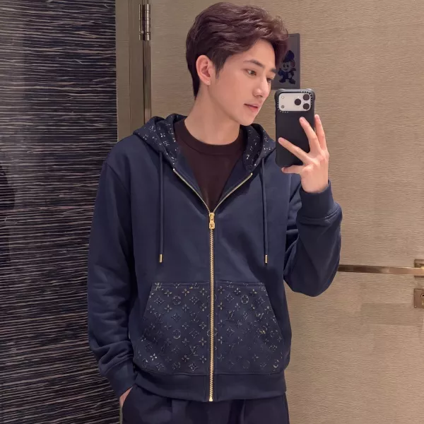 루이비통 모노그램 엠보싱 남녀공용 후드 재킷 상세 이미지 13