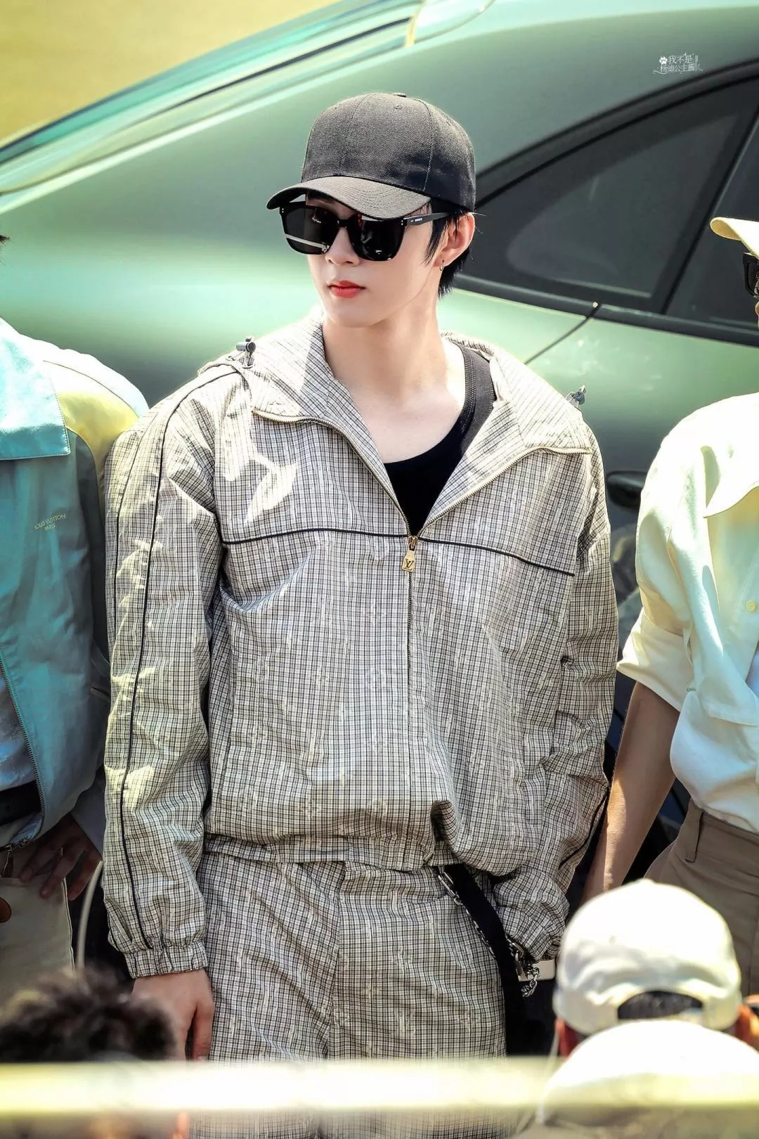 루이비통 격자 자카드 남녀공용 상하의 세트 상세 이미지 26