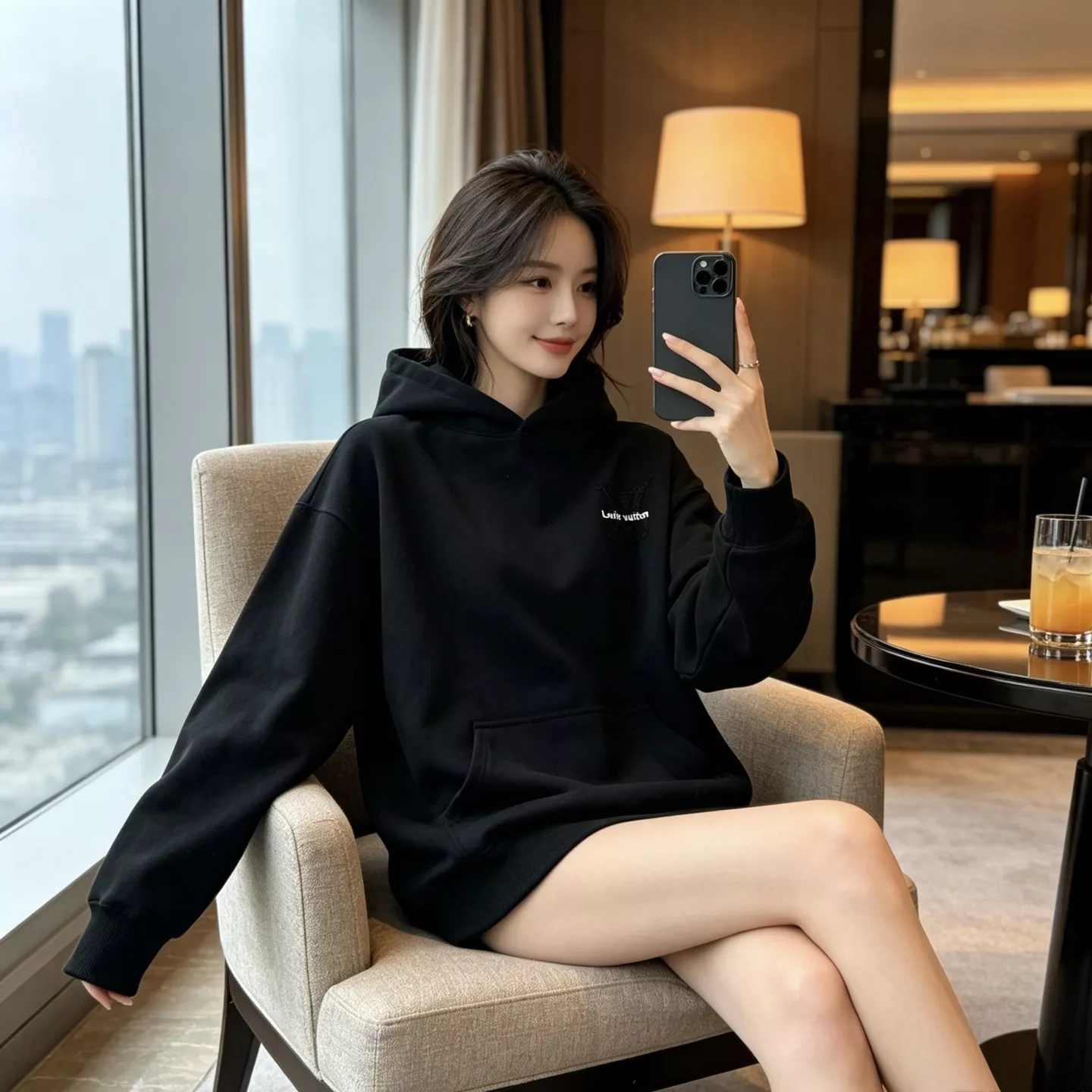 루이비통 레터링 자수 남녀공용 후드 티셔츠 상세 이미지 13