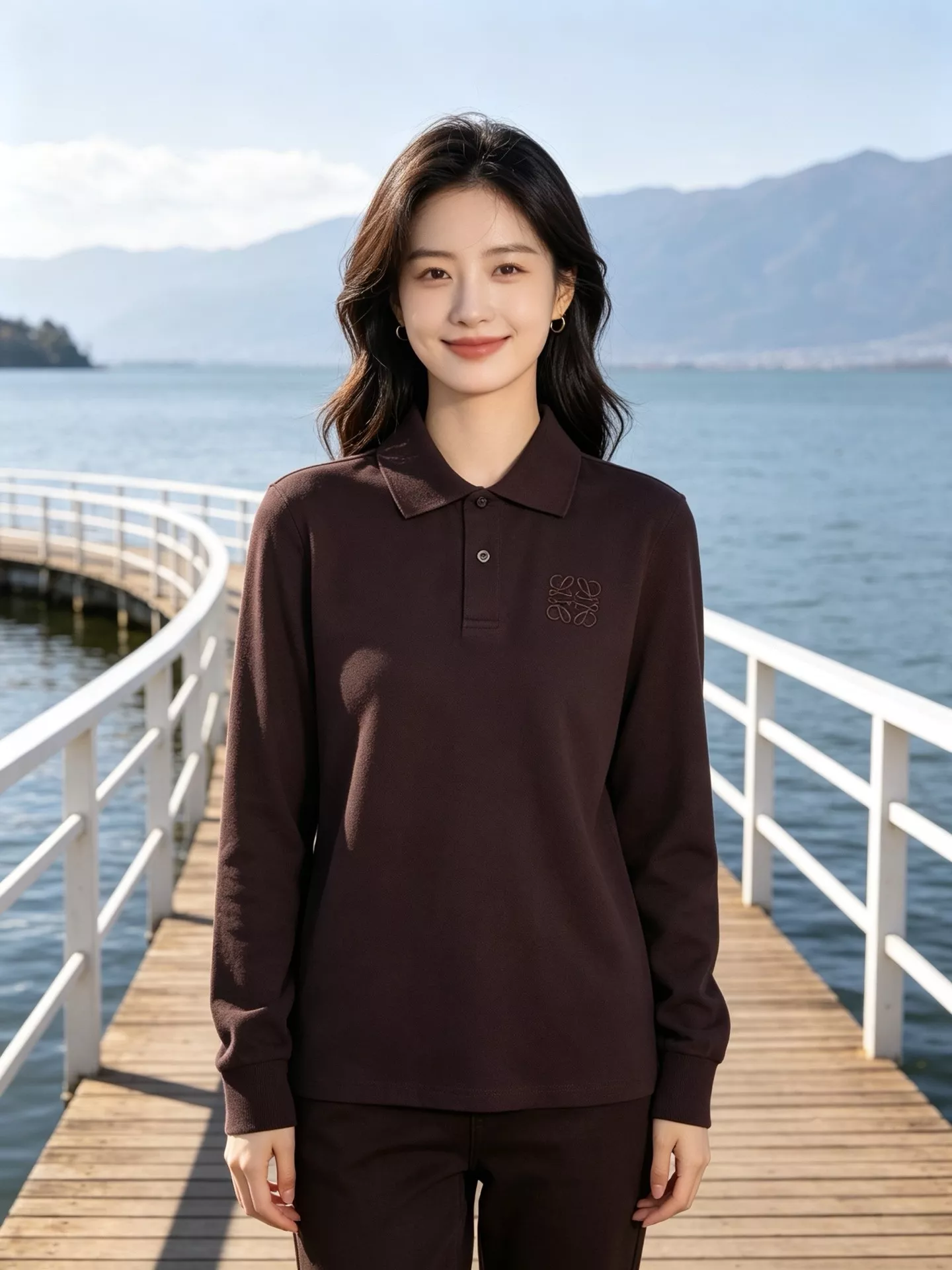 로에베 가슴 자수 카라 남녀공용 긴소매 티셔츠 상세 이미지 11