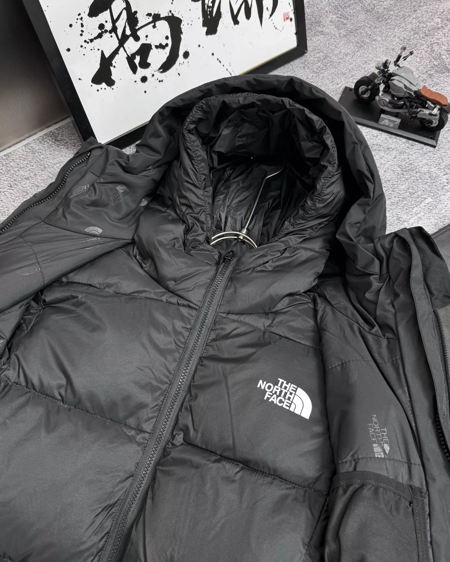 노스페이스 탈착 내피 후드형 남녀공용 쇼트 패딩 상세 이미지 19