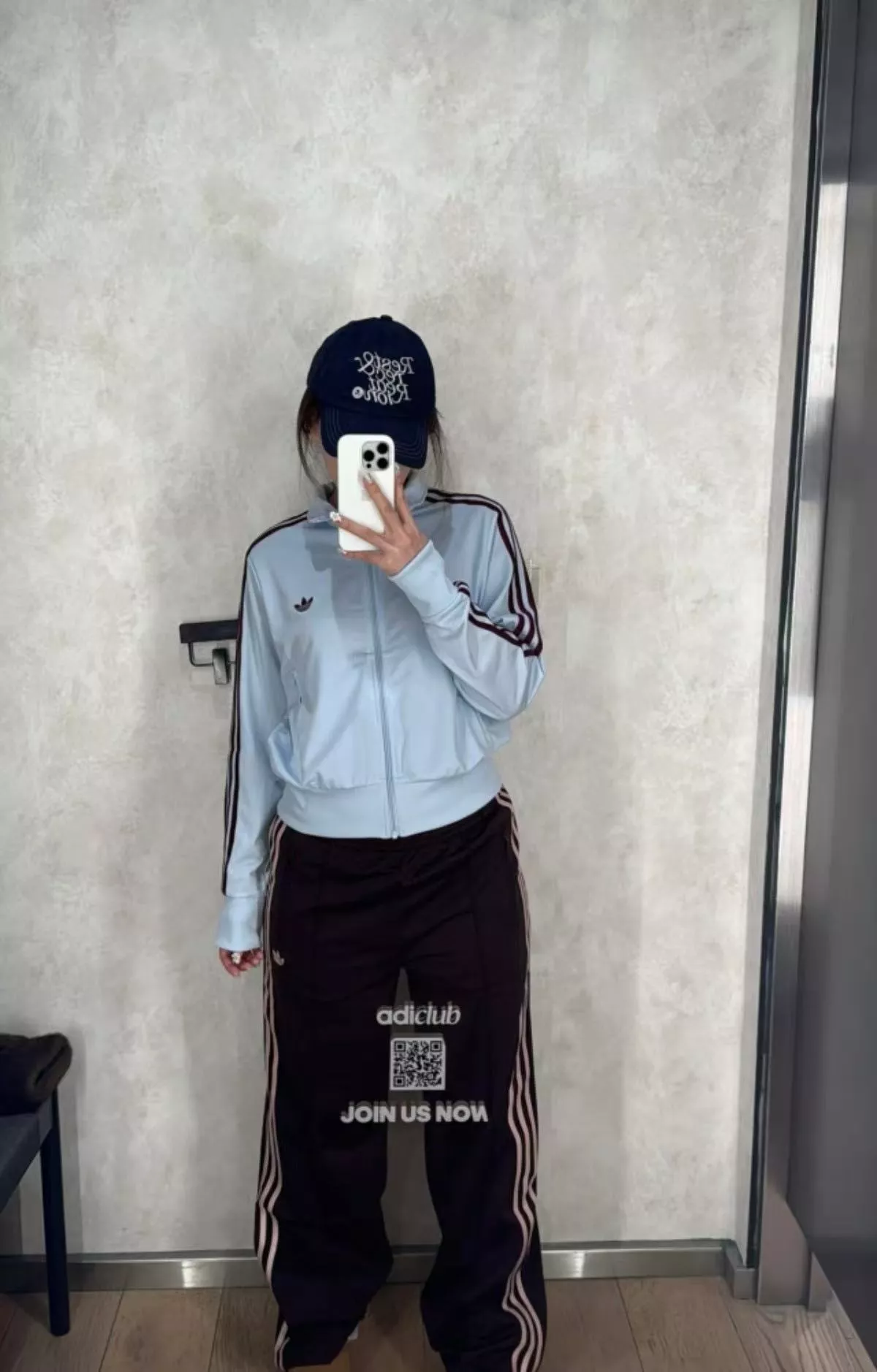 아디다스 삼선 크롭 여성용 집업 재킷 상세 이미지 19