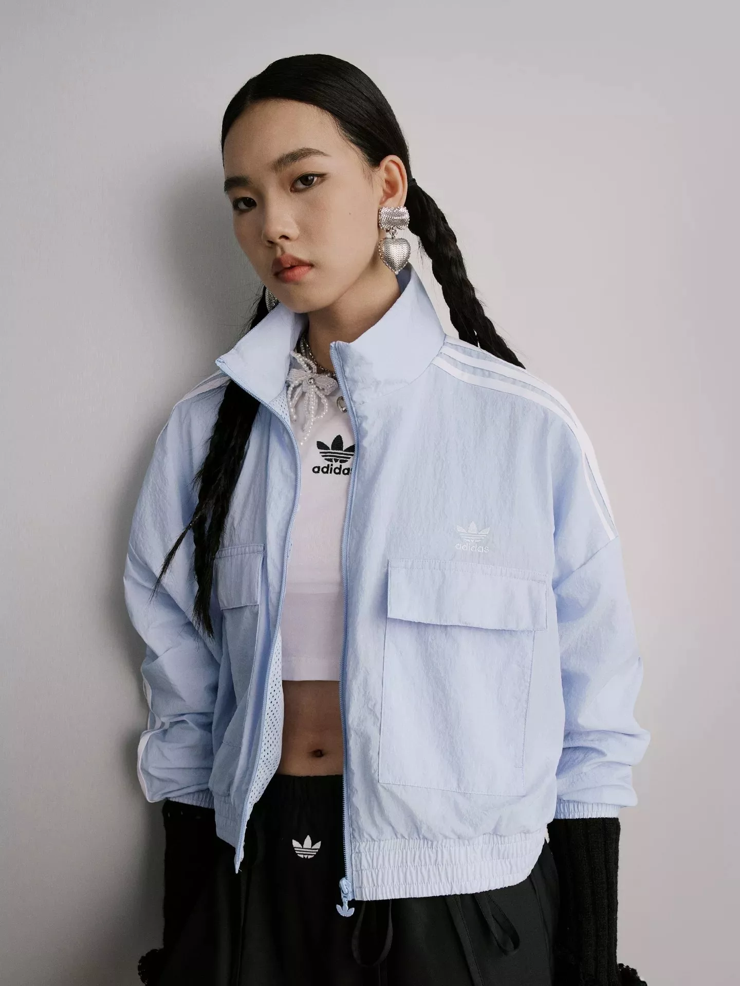 아디다스 자수 스탠드넥 여성용 집업 재킷 상세 이미지 6