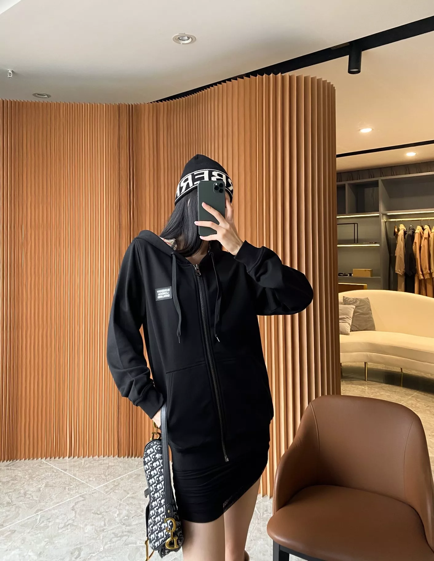 버버리 실리콘 로고 면 남녀공용 후드 재킷 상세 이미지 41