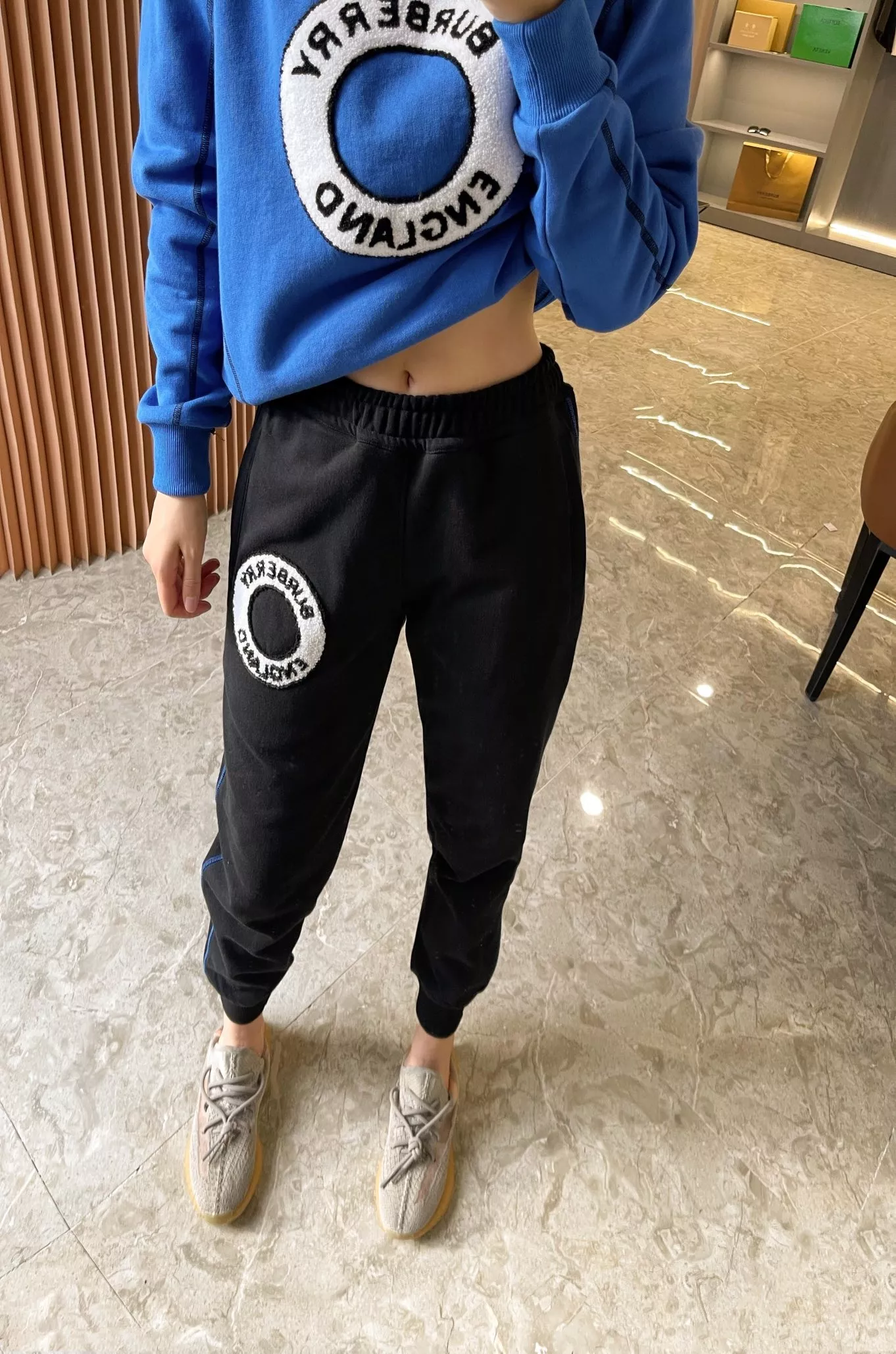 버버리 레터링 기모 남녀공용 상하의 세트 상세 이미지 90