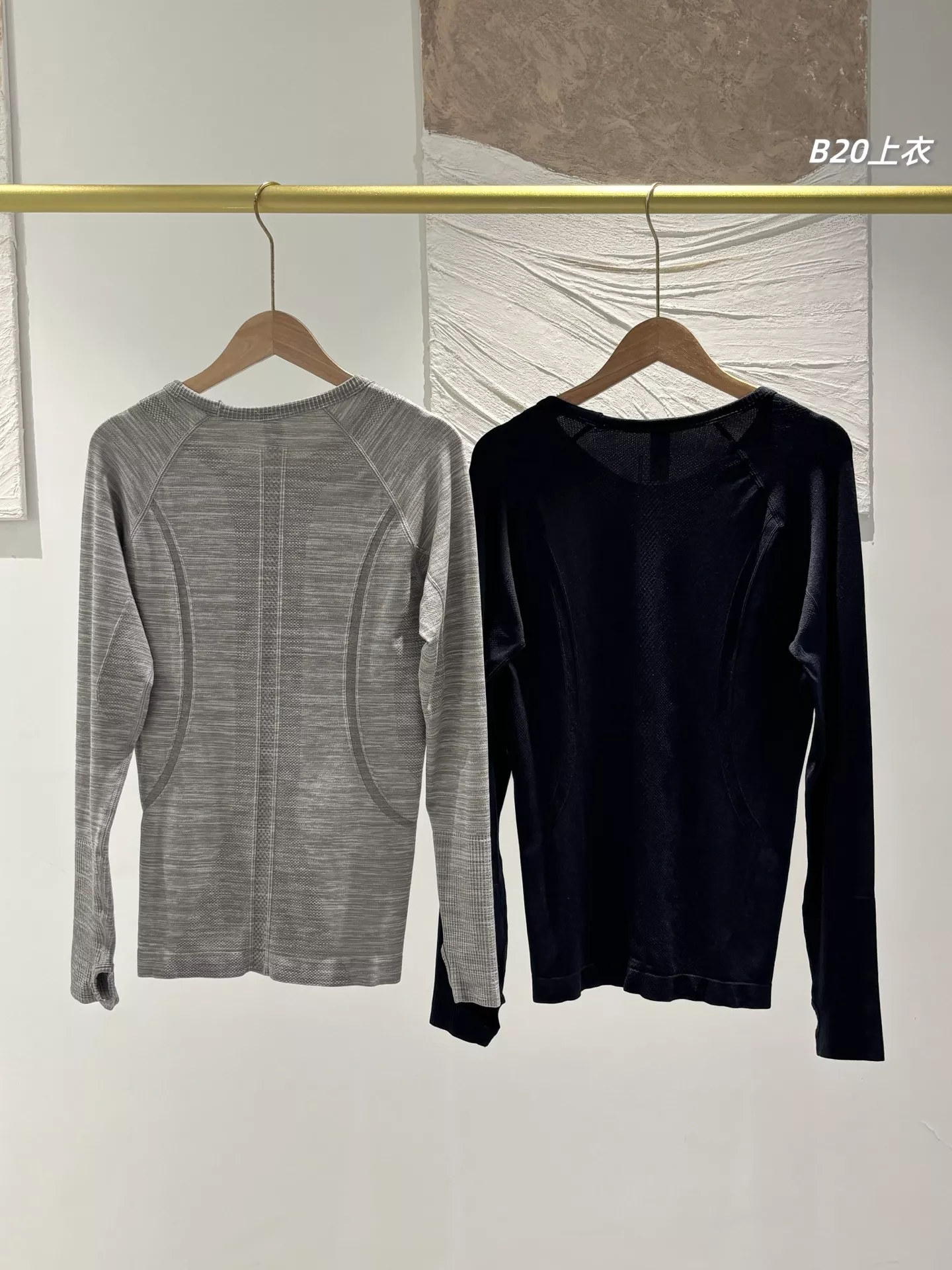 룰루레몬 라운드넥 2장 구성 여성용 긴소매 티셔츠 상세 이미지 4