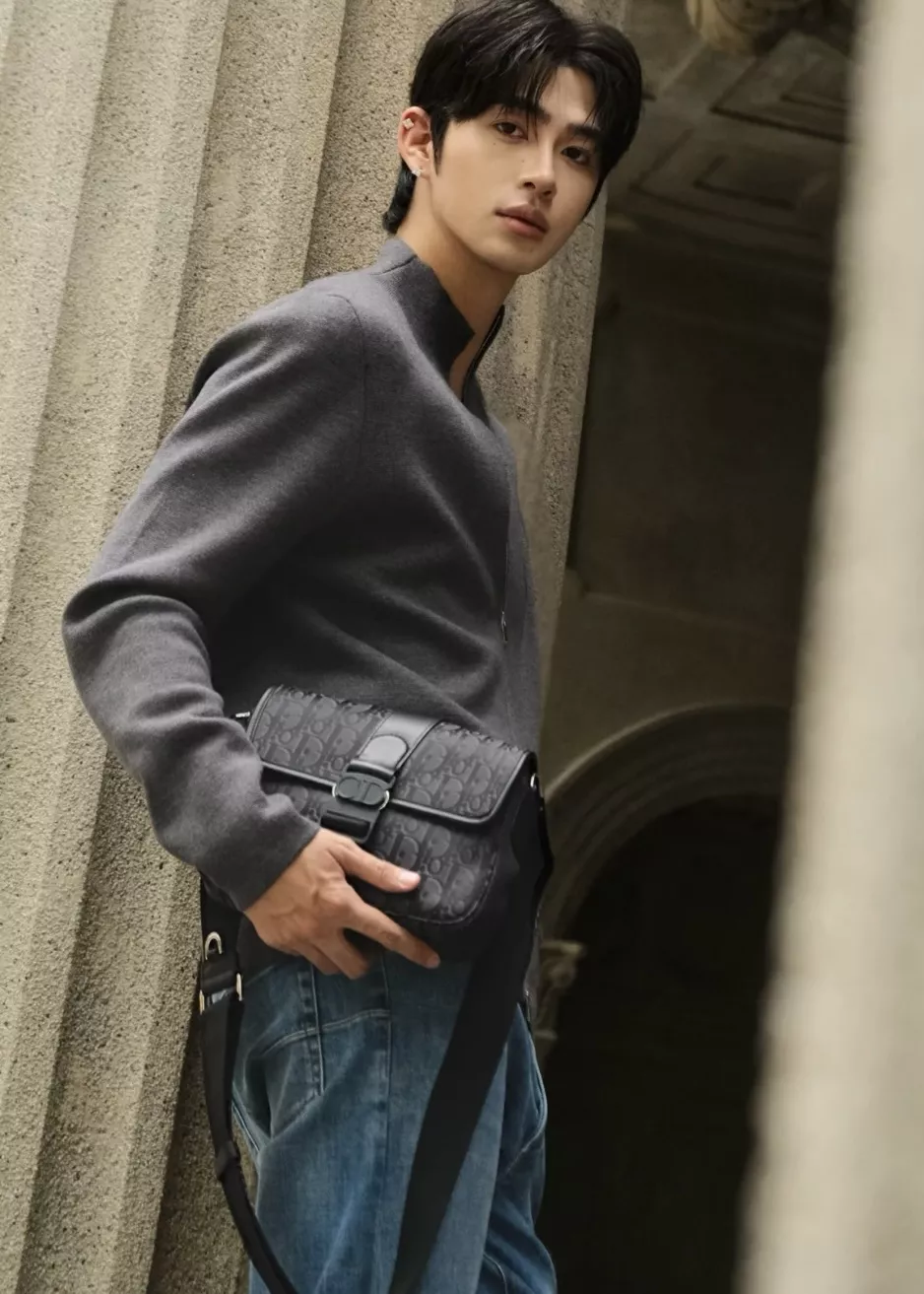디올 입체 자수 울 집업 남녀공용 니트 재킷 상세 이미지 40