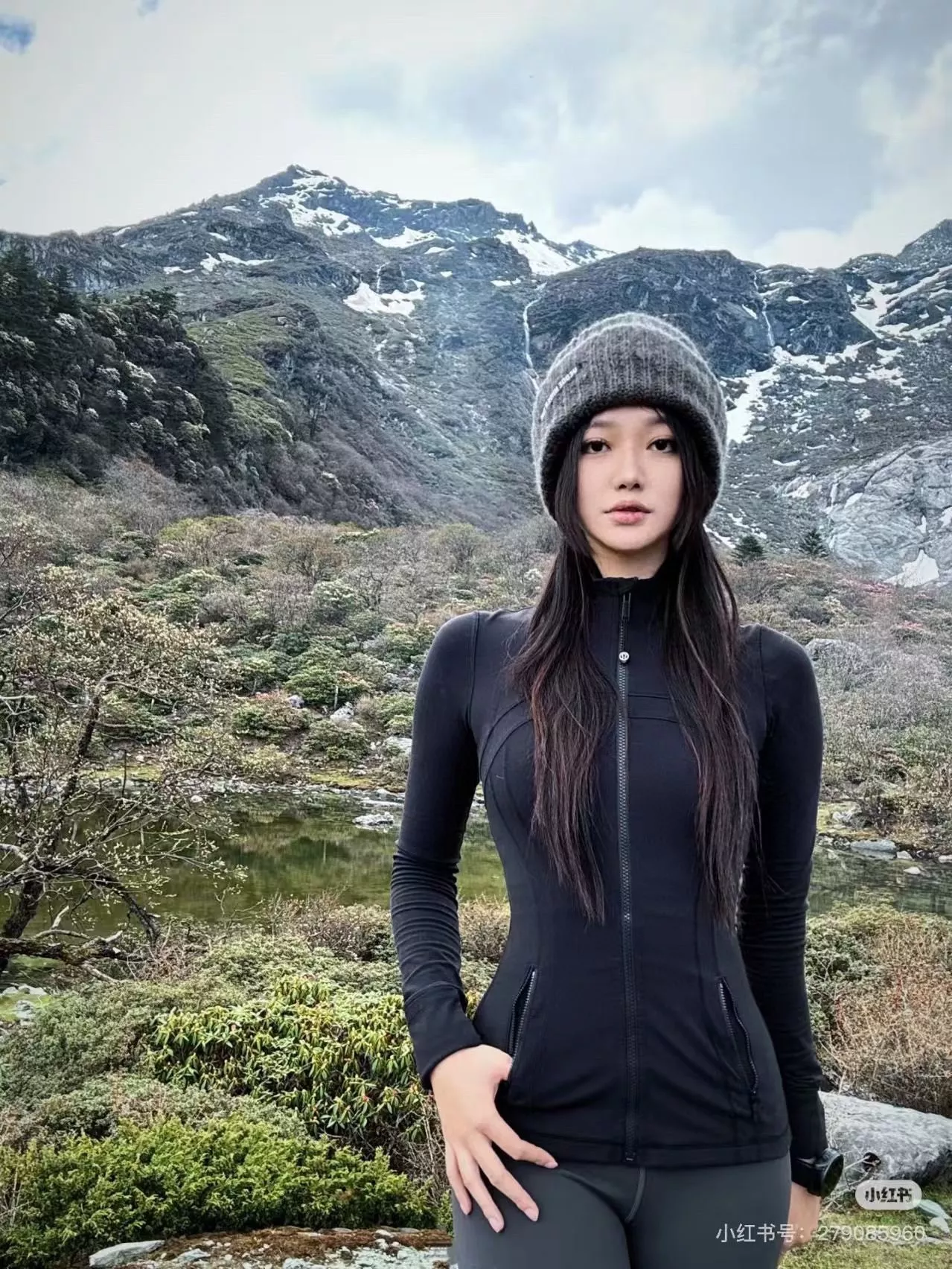 룰루레몬 골지 크롭 슬림 여성용 집업 재킷 상세 이미지 26