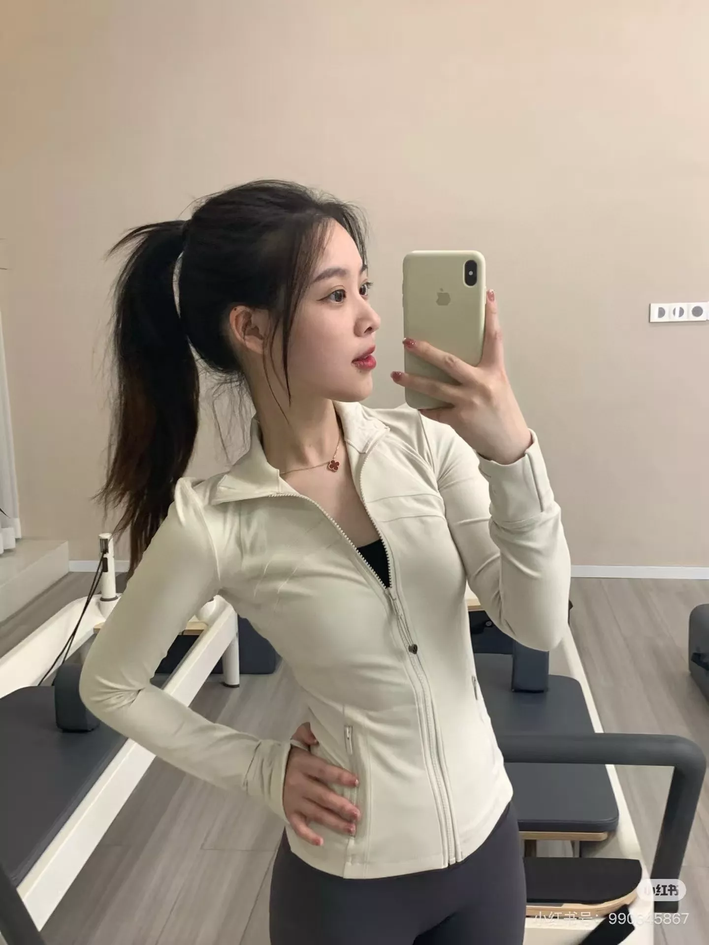 룰루레몬 골지 크롭 슬림 여성용 집업 재킷 상세 이미지 28
