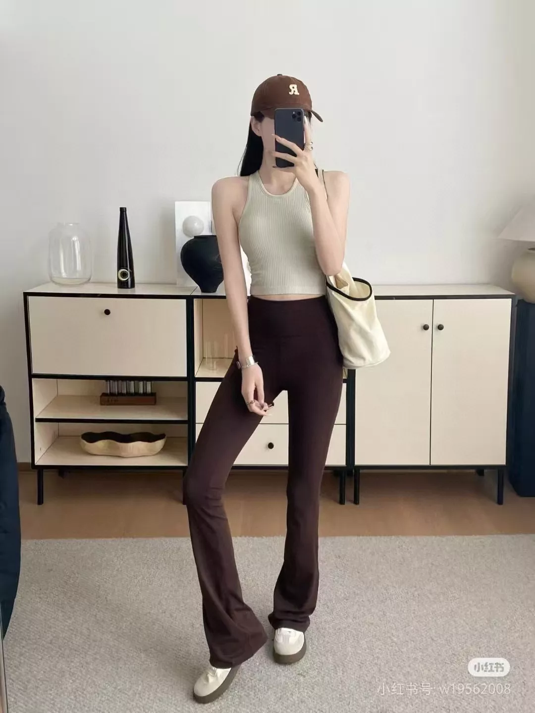 룰루레몬 초고허리 플레어 여성용 트레이닝 팬츠 상세 이미지 25