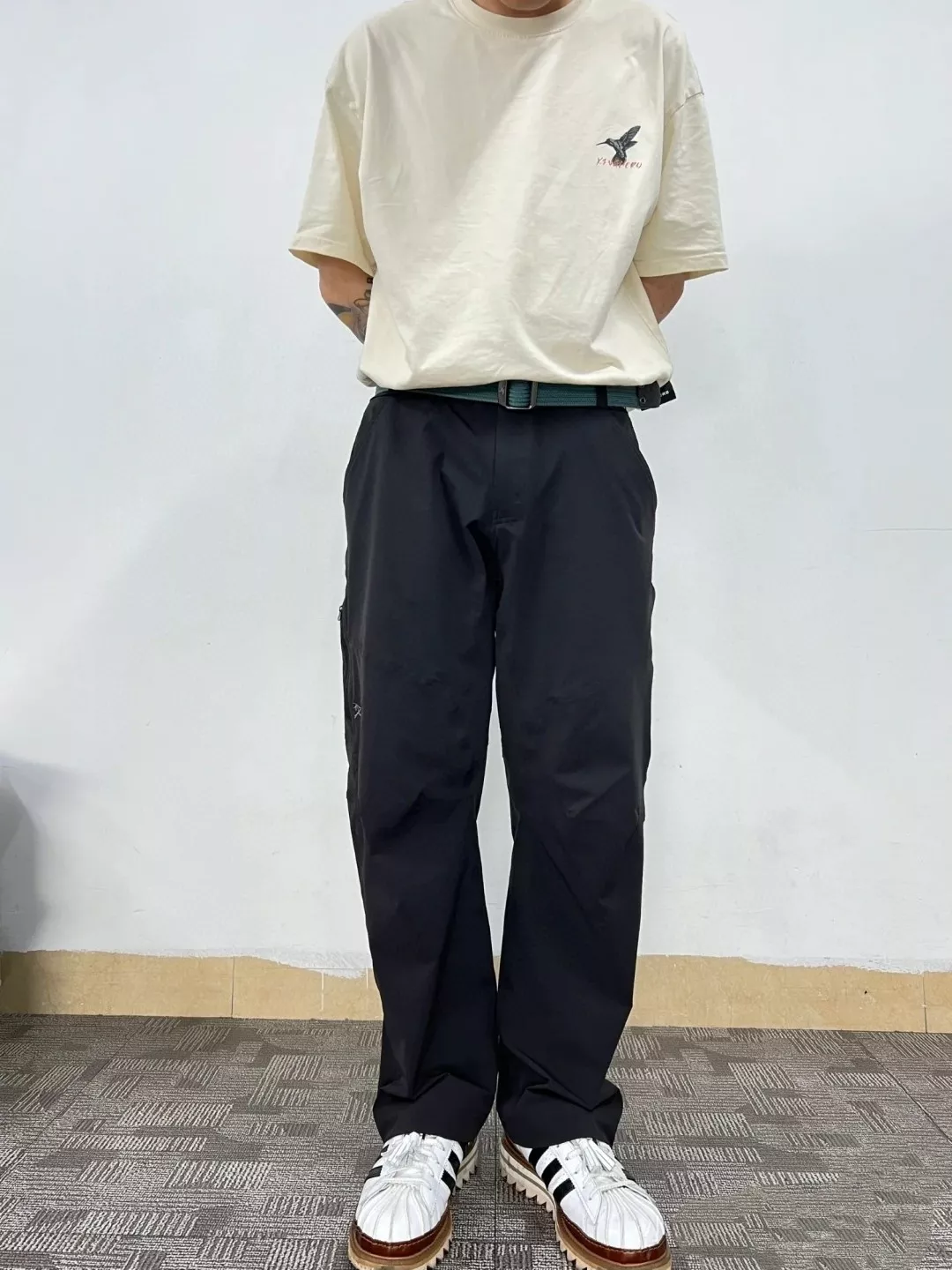 아크테릭스 입체 절개 남녀공용 캐쥬얼 팬츠 상세 이미지 24