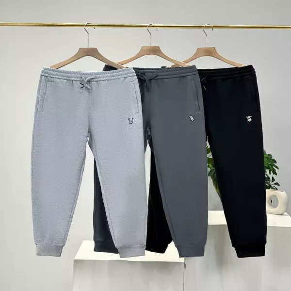 버버리 입체 자수 남녀공용 트레이닝 팬츠